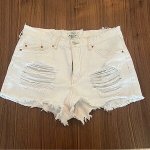 White Jean shorts ripped cut off Jean shorts festival shorts Forever 21 size 30